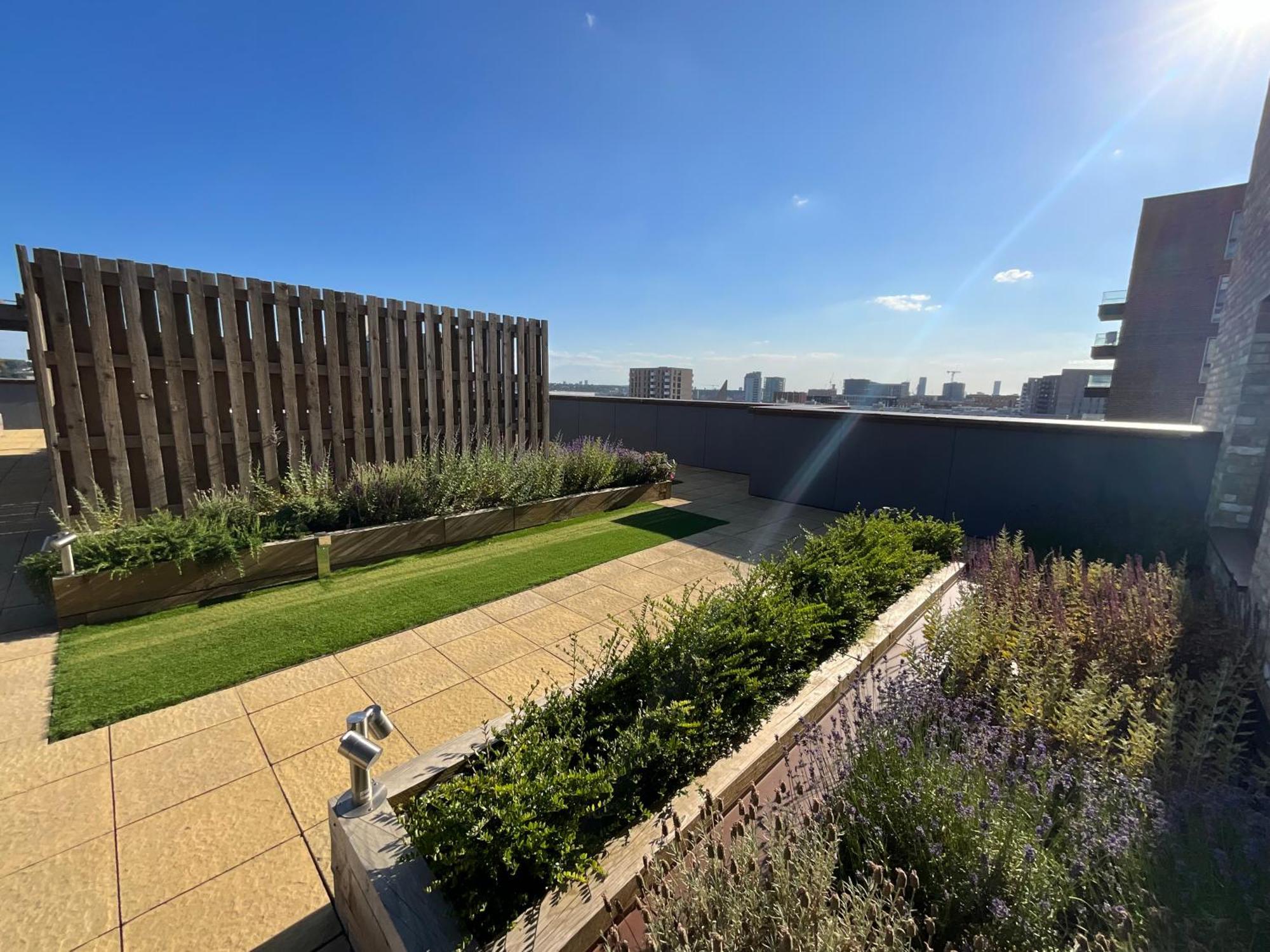 לונדון Deluxe Double Bed In Shared Apt Near Canary Wharf, City Airport & O2 Arena With Thames View מראה חיצוני תמונה