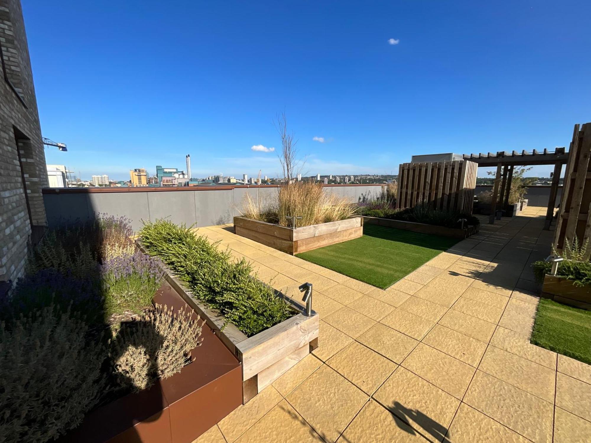 לונדון Deluxe Double Bed In Shared Apt Near Canary Wharf, City Airport & O2 Arena With Thames View מראה חיצוני תמונה